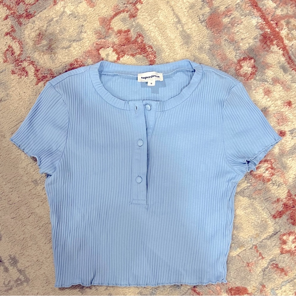 Superdown ‘Muara Henley Baby Tee’ in Sky Blue